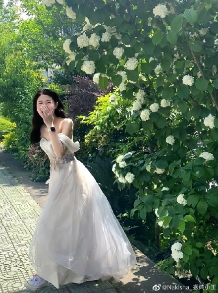 不管新娘了！我伴娘先发了