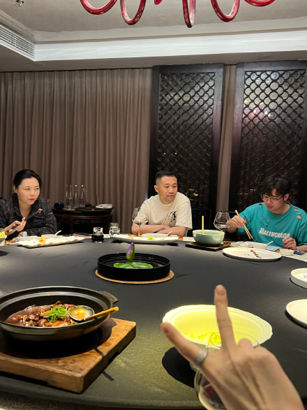 我吃吃吃 不如海底捞